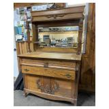 ANTIQUE QUARTER SAWN OAK SIDEBOARD