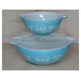 (2) PYREX AMISH BUTTERPRINT NESTING MIXING BOWLS