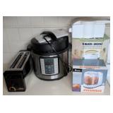 (5) KITCHEN APPLIANCES - PRESSURE COOKER, TOASTER