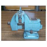 WILTON BENCH VISE, WITH ROTATING FUNCTION