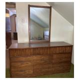 MCM BASSETT FURNITURE 9-DRAWER DRESSER W/ MIRROR