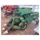 John Deere 40EB Combine Harvester