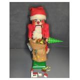 STEINBACH SANTA NUTCRACKER