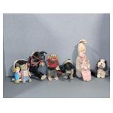 COLLECTION OF WIND UP ANIMALS AND STUFFED TOYS