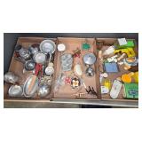 Dollhouse Kitchenware and Furniture