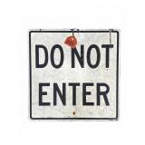 DO NOT ENTER Metal Road Sign