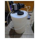 Stenner Pump Model 85MJH2B1STAA with Tank