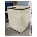 Montgomery Ward Chest Freezer Model FFT809436-7C