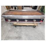 Vollrath Cayenne 48" Gas Flat Top Griddle