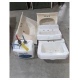 Bathroom Sinks and Ariston GL 2.5 S Water