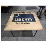 Fort Moultrie Liberty Flag Camp Table