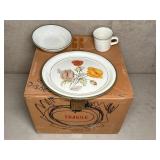 Nitto Overtones Country Life Dinnerware Set
