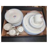 River Designs Tulips Dinnerware Set Japan
