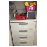 Sterilite Plastic Drawer Unit with Hardware