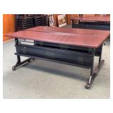 (2) 6ï¿½x2ï¿½x29ï¿½ Rectangular Conference Tables
