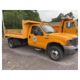 2005 Ford F-350 Dump Bed Truck