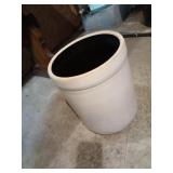4 Gallon Crock - Good Condition