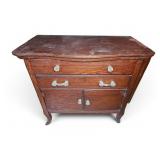 Wooden Dresser with Drawers 30' x 15' x 28 3/4'