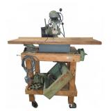 DeWalt 9.5" Radial Arm Saw on Wooden Stand