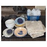 Bowls Bakeware Plates Glass Jars