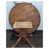 Oak Table With Round Top And Claw Feet Base
