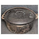 Lodge Cast Iron Dutch Oven With Lid And Bail