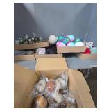 Christmas And Holiday Ornaments