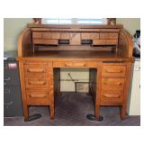 Oak Roll-Top Desk 50'x32'x45'