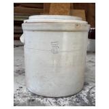 Stoneware Crock with Lid, 5 Gallon