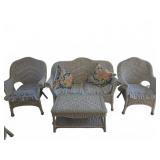 White Wicker 4-Piece Patio Set with Cushions
