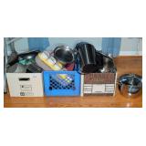 Kitchenware Lot With Farberware Electric Keg