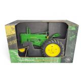 John Deere 1939 Model B 1/8 Scale Diecast Tractor