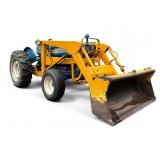 Ford 3000 Tractor w/ Loader - Gas