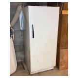 Upright Freezer 24.5x28x58 Inches White