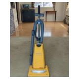 Panasonic Platinum Vacuum Cleaner MC-UG502