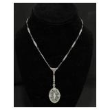 Filigree Pendant White (14Kt) w/Cut Venetian Glass