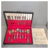 WM Rogers & Son Silverplate Flatware Set in Chest
