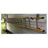 Keller 24ft Fiberglass Extension Ladder 250lb