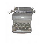 Royal Manual Typewriter Black Metal