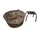 Metal Wash Tub With Stool