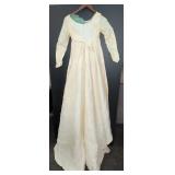 Vintage Bride Kraft Long Sleeve Wedding Dress