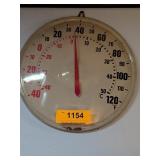 VINTAGE OUTDOOR THERMOMETER