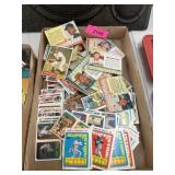 VINTAGE BASEBALL CARDS
