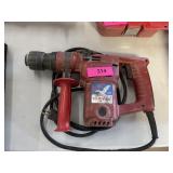 MILWAUKEE HAWK ROTARY HAMMER