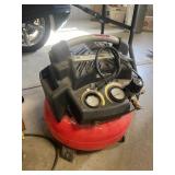 FINI 6 GALLON AIR COMPRESSOR