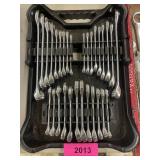 STANDARD AND METRIC WRENCH SET