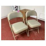 2 FOLDING CHAIRS