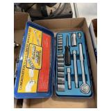 21 PIECE SOCKET SET