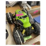 REMOTE CONTROL TONKA CRAWLER