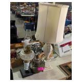 3 VINTAGE LAMPS